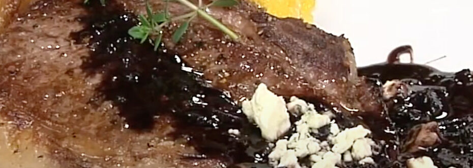 Pan Roasted Rib Eyes with Red Wine Blue Cheese Sauce